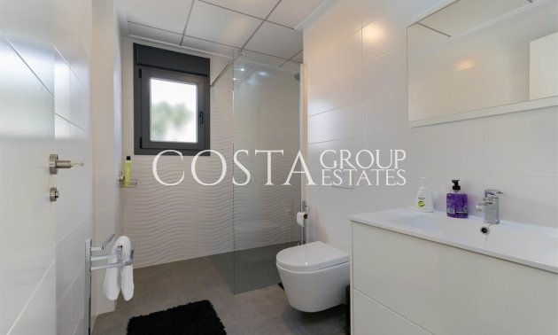 Herverkoop - Villa -
Benijofar