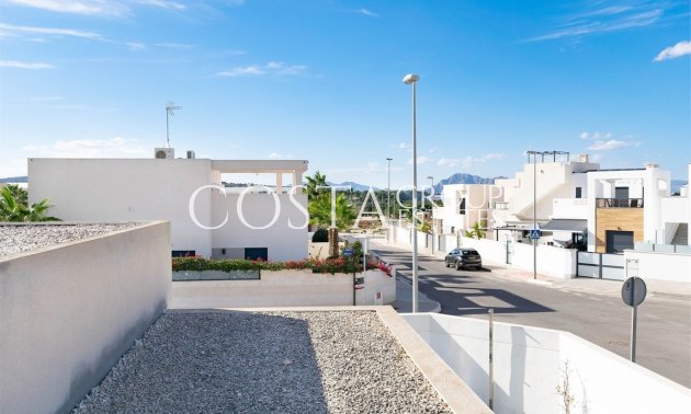 Herverkoop - Villa -
Benijofar