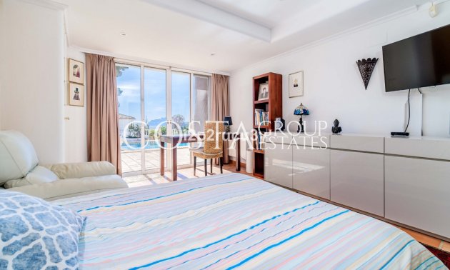 Herverkoop - Villa -
Teulada - Moraira