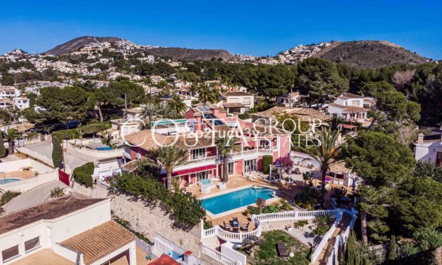Herverkoop - Villa -
Teulada - Moraira