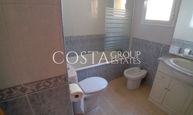 Herverkoop - Villa -
Los Montesinos - Los Montesinos Centro