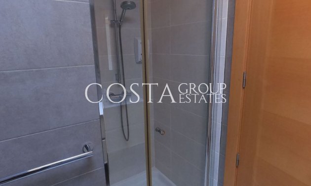 Resale - Villa -
Algorfa - La Finca Golf