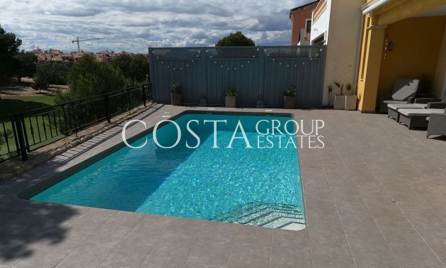 Resale - Villa -
Algorfa - La Finca Golf