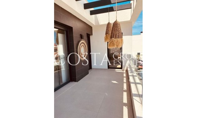 Herverkoop - Villa -
Algorfa - La Finca Golf