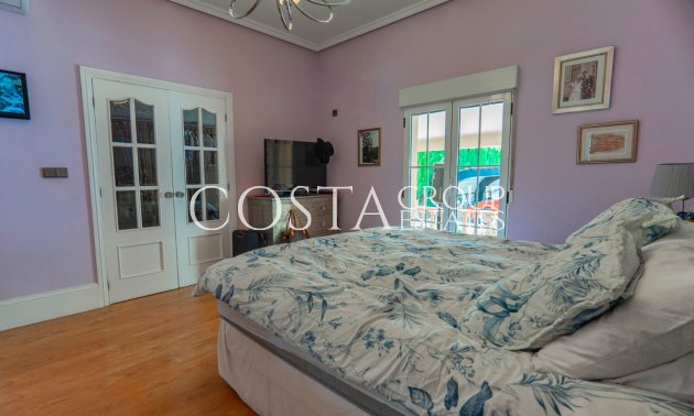 Resale - Villa -
Almoradí - Heredades