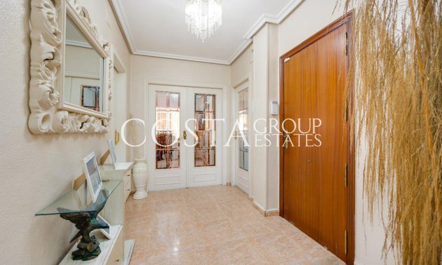 Odsprzedaż - Apartments -
Torrevieja - Torrevieja Centro