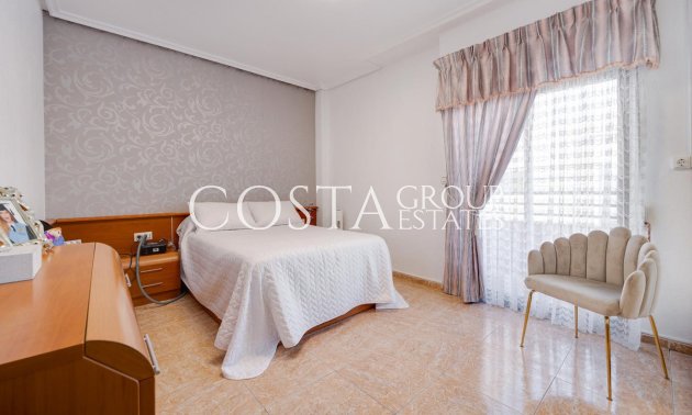 Odsprzedaż - Apartments -
Torrevieja - Torrevieja Centro