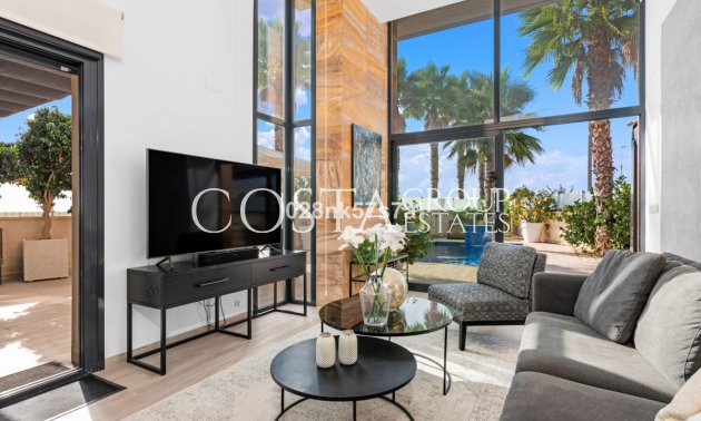 Resale - Villa -
Orihuela - Lomas de Cabo Roig