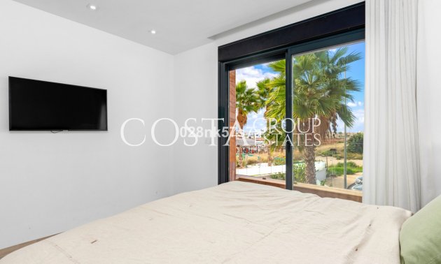 Resale - Villa -
Orihuela - Lomas de Cabo Roig