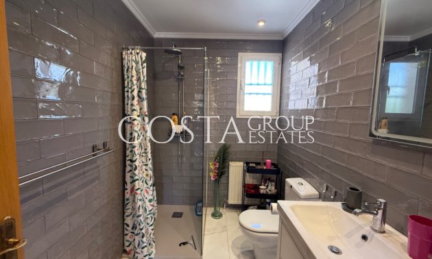 Wiederverkauf - Villa -
Orihuela - Orihuela Costa