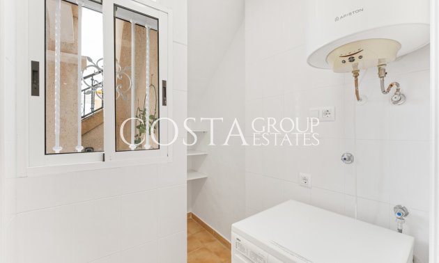 Odsprzedaż - Dom -
Orihuela - Villamartin