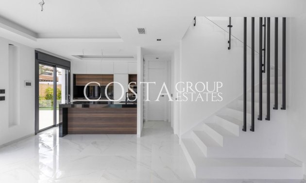 Herverkoop - Villa -
Torrevieja - Torrevieja Centro