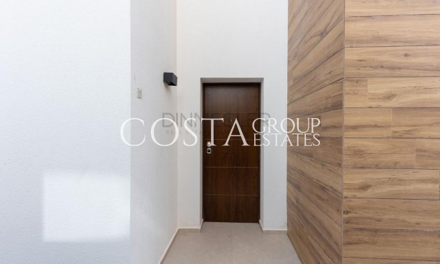 Revente - Villa -
Torrevieja - Torrevieja Centro