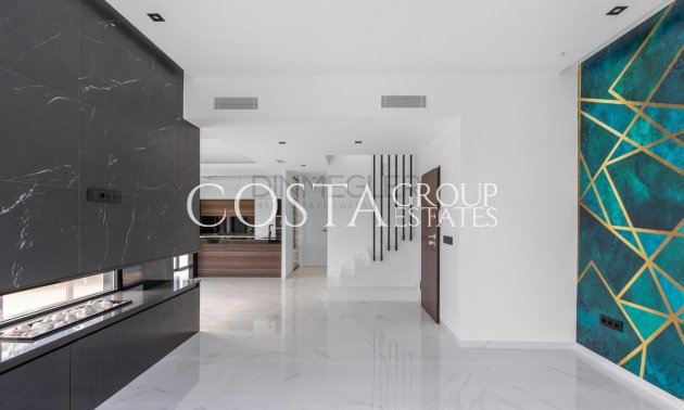 Revente - Villa -
Torrevieja - Torrevieja Centro