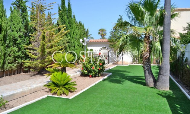 Resale - Villa -
Calpe - Calpe Centro