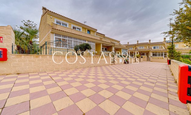 Odsprzedaż - Dom -
Torrevieja - Torrevieja Centro