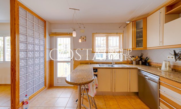 Odsprzedaż - Dom -
Torrevieja - Torrevieja Centro