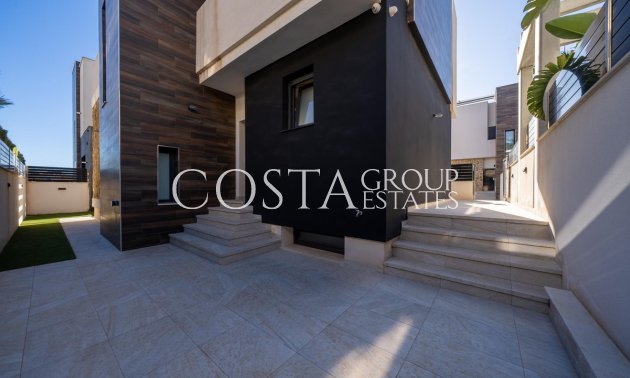 Revente - Villa -
Orihuela - Orihuela Costa