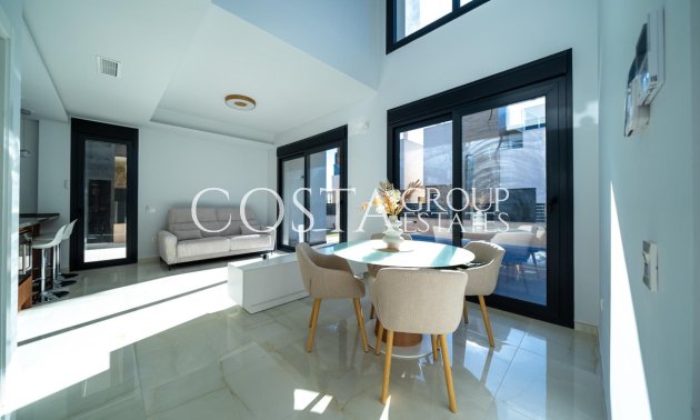 Revente - Villa -
Orihuela - Orihuela Costa