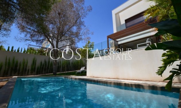 Resale - Villa -
Orihuela - Las Colinas Golf