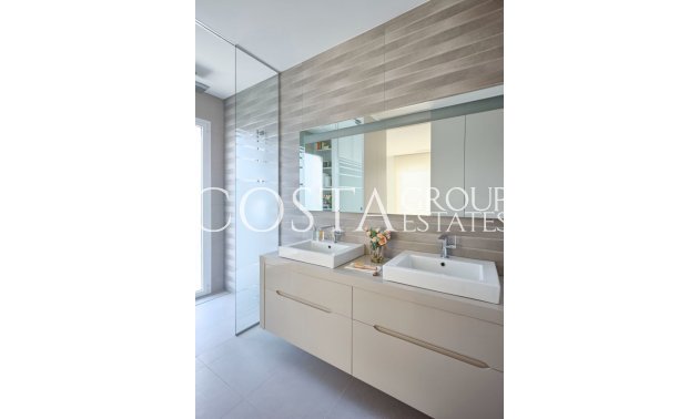 Revente - Villa -
Orihuela - Las Colinas Golf