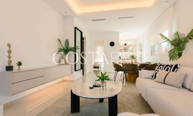 Nowy budynek - Willa -
Rojales