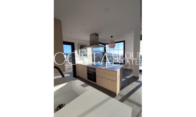 Nowy budynek - Dom -
Polop - PAU1