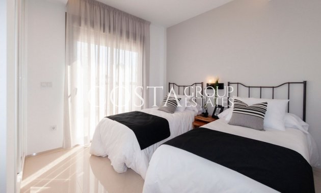 Nowy budynek - Willa -
Los Alcazares - Playa Del Espejo