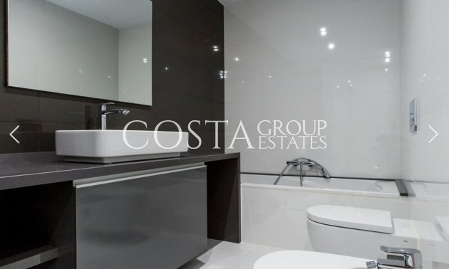 Resale - Villa -
Teulada - Moraira