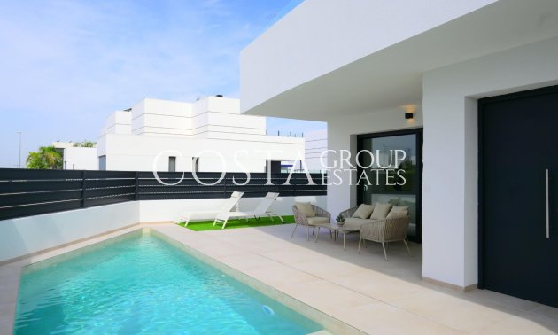 New Build - Villa -
Dolores - polideportivo