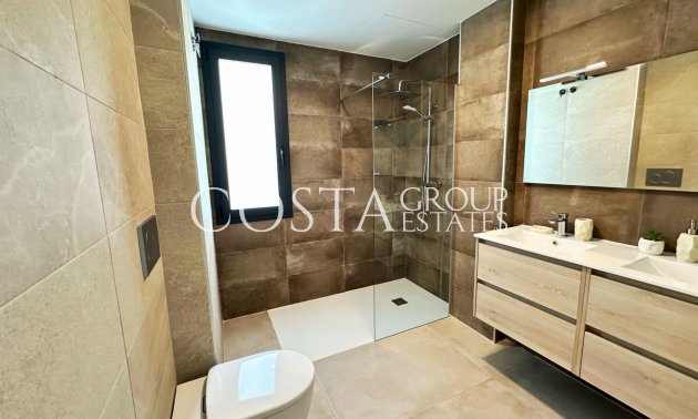 New Build - Villa -
Dolores - polideportivo