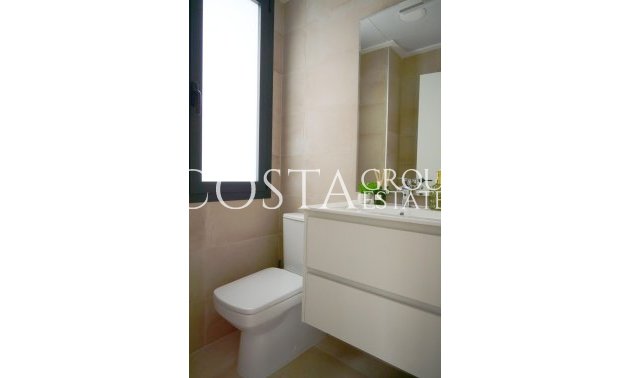 New Build - Villa -
Dolores - polideportivo