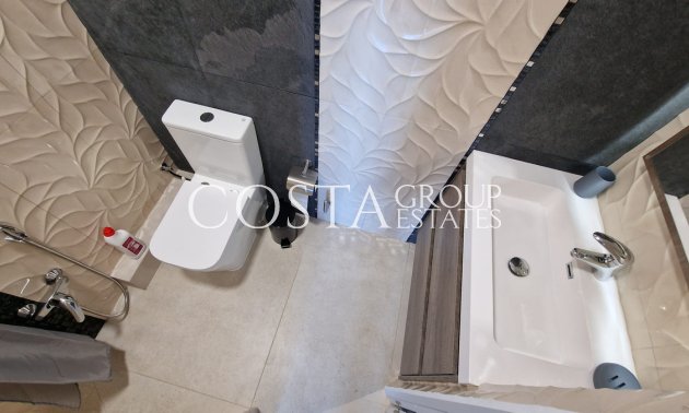 Resale - Villa -
Benitachell - Cumbre Del Sol