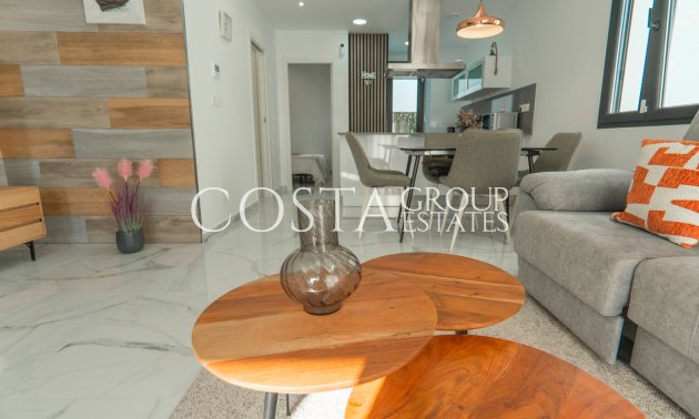 Herverkoop - Villa -
Orihuela - La Florida