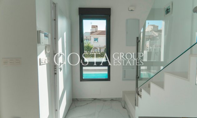 Herverkoop - Villa -
Orihuela - La Florida