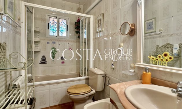 Resale - House -
Orihuela - Los Altos