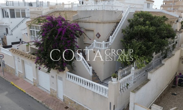 Resale - House -
Orihuela - Los Altos