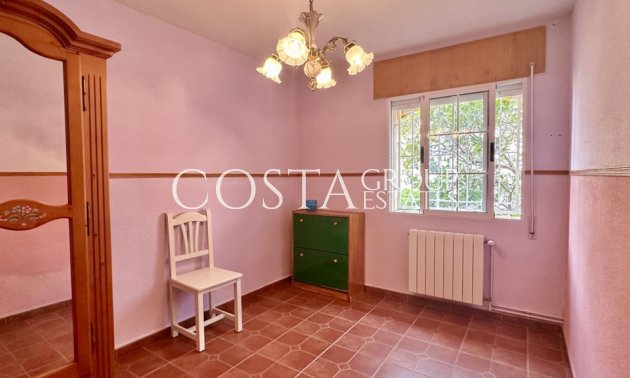 Resale - House -
Orihuela - Los Altos