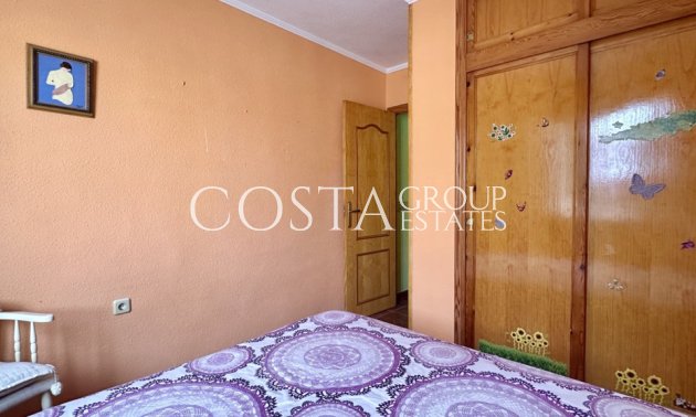 Resale - House -
Orihuela - Los Altos