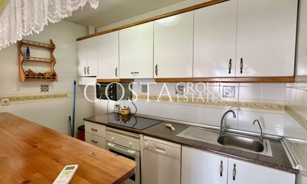 Resale - House -
Orihuela - Los Altos