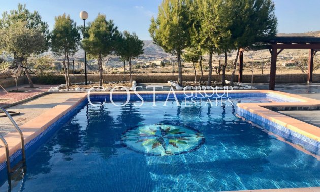 Revente - Villa -
Abanilla - Abanilla Centro