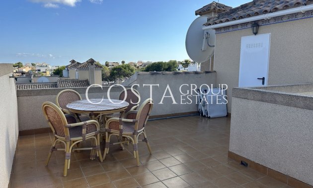 Resale - Villa -
Alicante - Alicante Centro