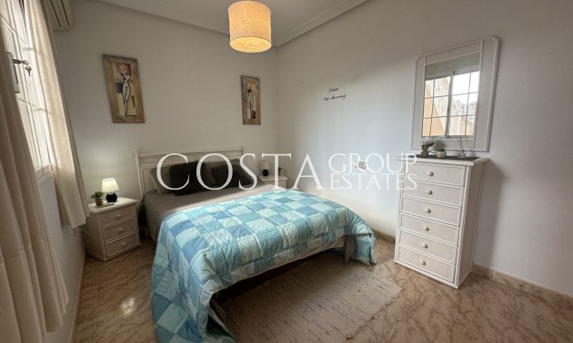 Resale - Villa -
Alicante - Alicante Centro