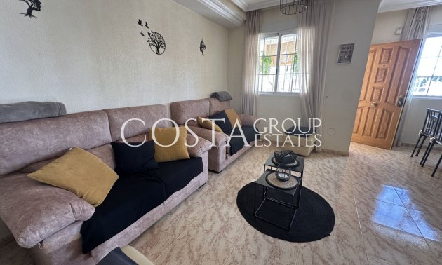Resale - Villa -
Alicante - Alicante Centro