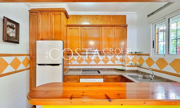 Resale - House -
Orihuela - La Campana