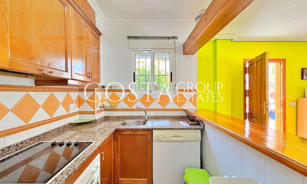 Resale - House -
Orihuela - La Campana