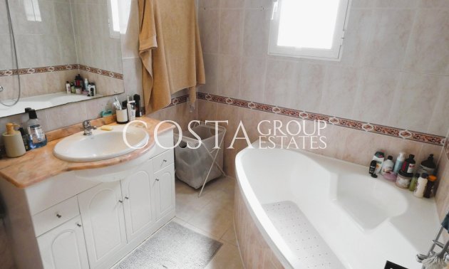 Odsprzedaż - Willa -
Torrevieja - Torrevieja Centro