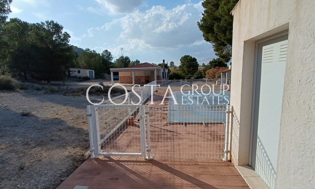 Wiederverkauf - Villa -
Yecla - Yecla Centro