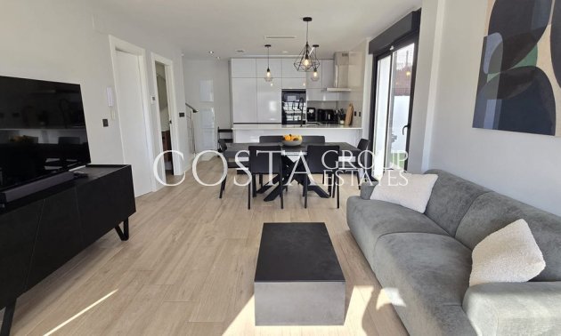 Resale - Villa -
Orihuela - Punta Prima