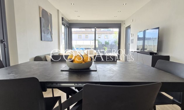 Resale - Villa -
Orihuela - Punta Prima